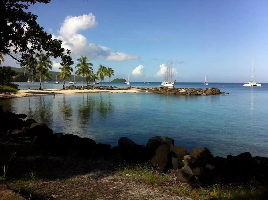 Studio Ideal Couple, A 200M De Tres Belles Plages Pointe Du Bout! Lazaret Exterior foto